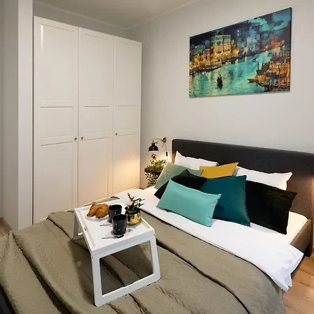 Old Ridzenes Design Apartment *