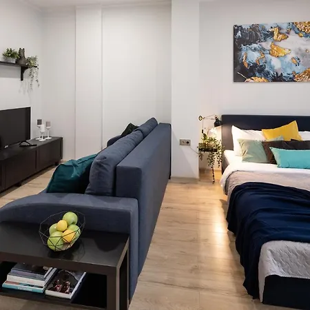 Old Ridzenes Design *