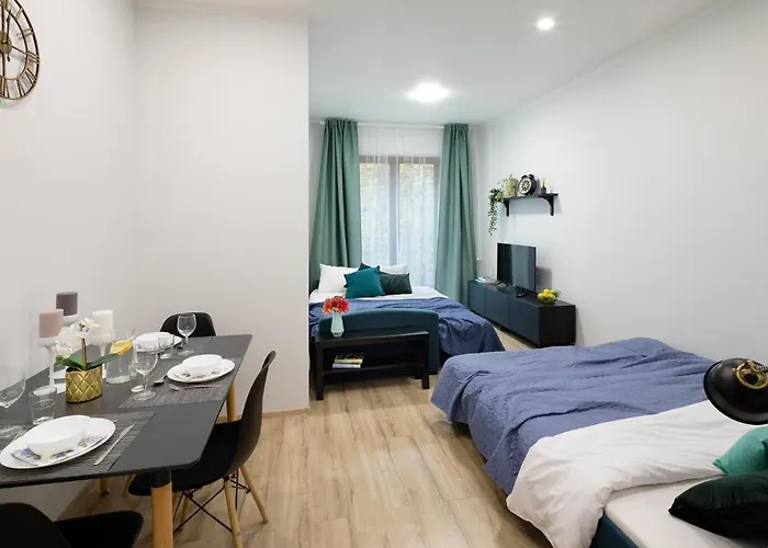 Old Ridzenes Design *