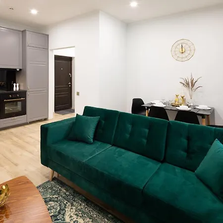 شقة Old Ridzenes Design *